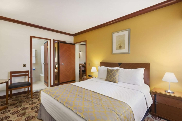 Hotel Ramada by Wyndham Bahrain (Manama)